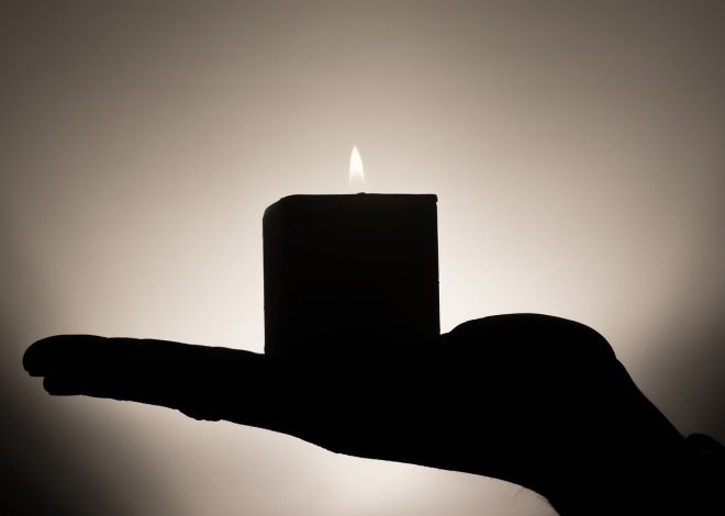 How to Choose Unique Candle Scents for Your Next Project